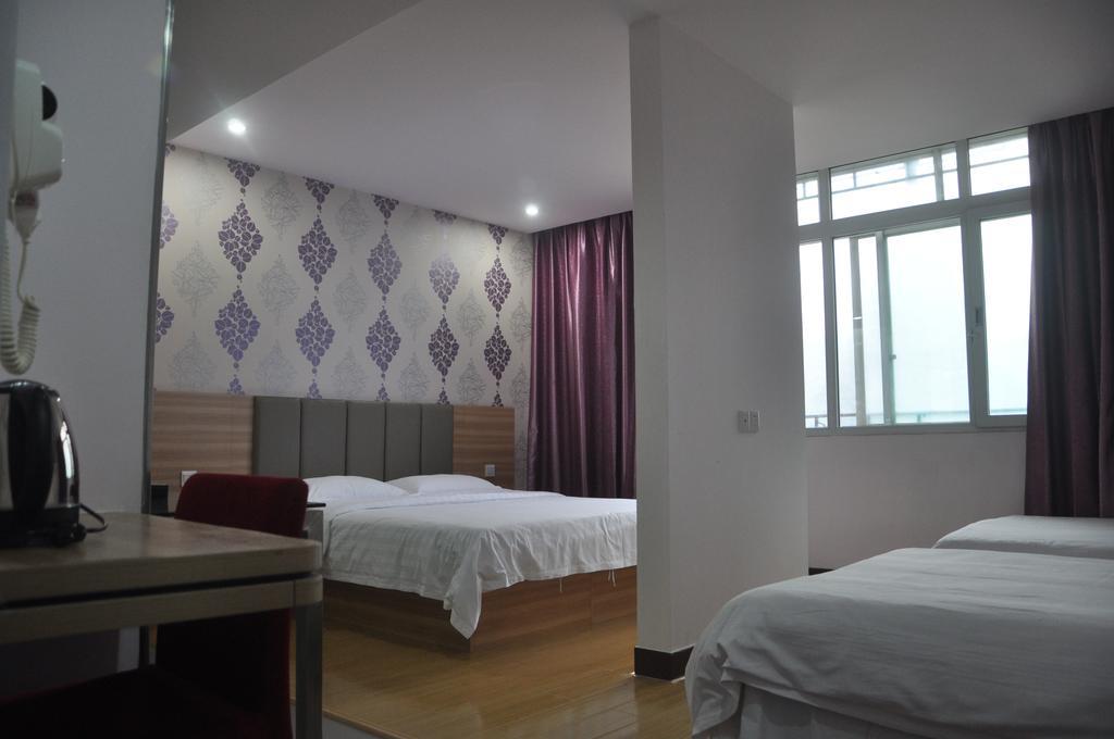 Yangshuo Harbour View Hotel Exterior photo