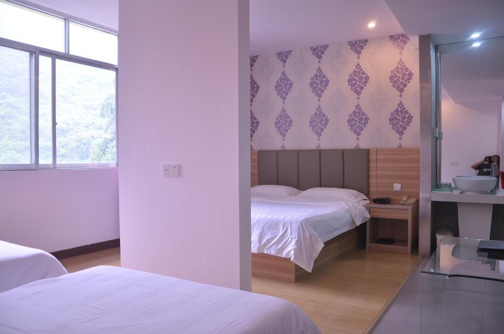 Yangshuo Harbour View Hotel Exterior photo