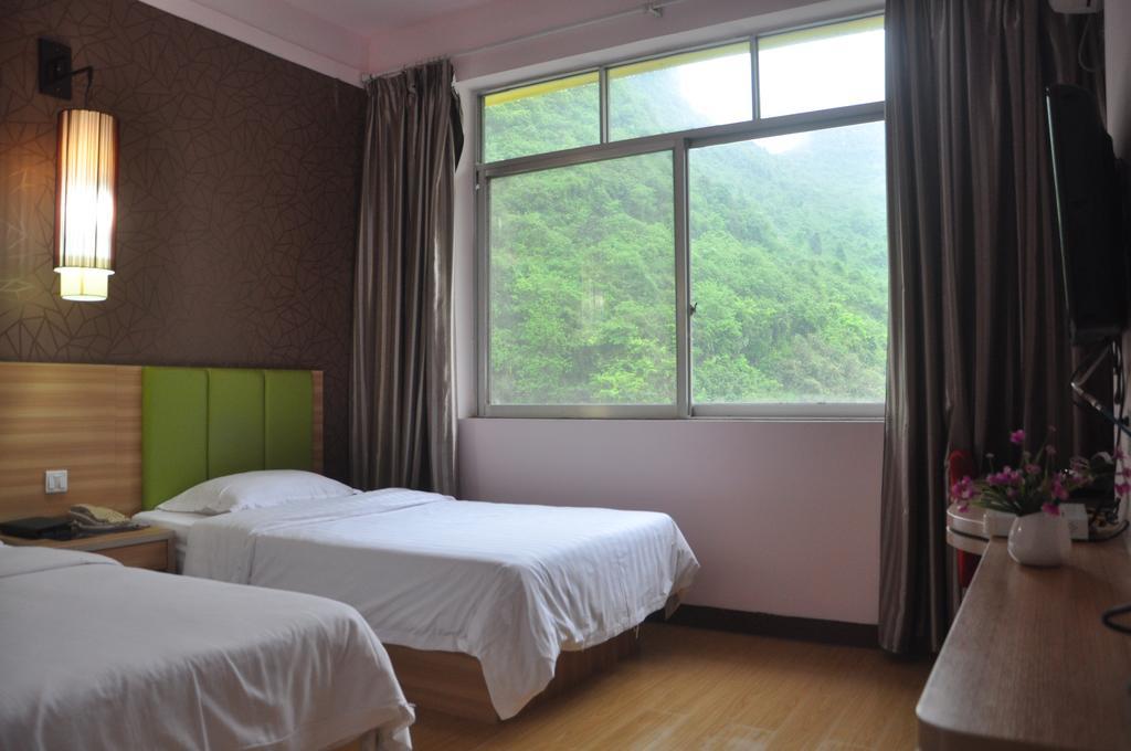 Yangshuo Harbour View Hotel Exterior photo
