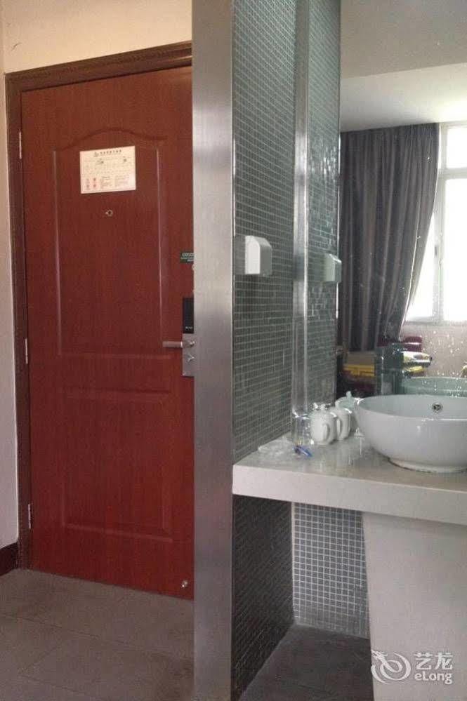 Yangshuo Harbour View Hotel Exterior photo